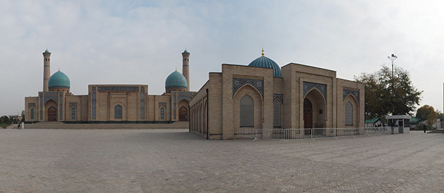 Площадь Хаст-Имам в Ташкенте